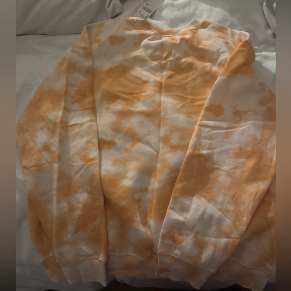 New York Knicks NBA Sweatshirt - Picture 4 of 4